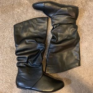 Black leather boots | gently worn | size 9